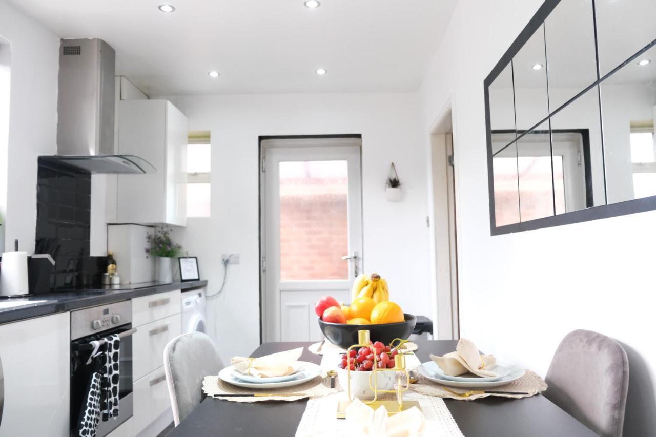Bee Stays - Northway House Warrington  Esterno foto