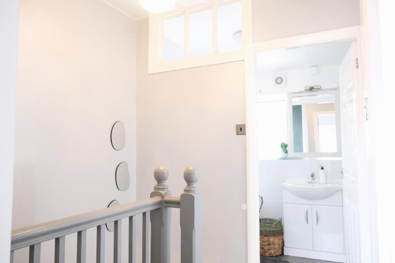 Bee Stays - Northway House Warrington  Esterno foto